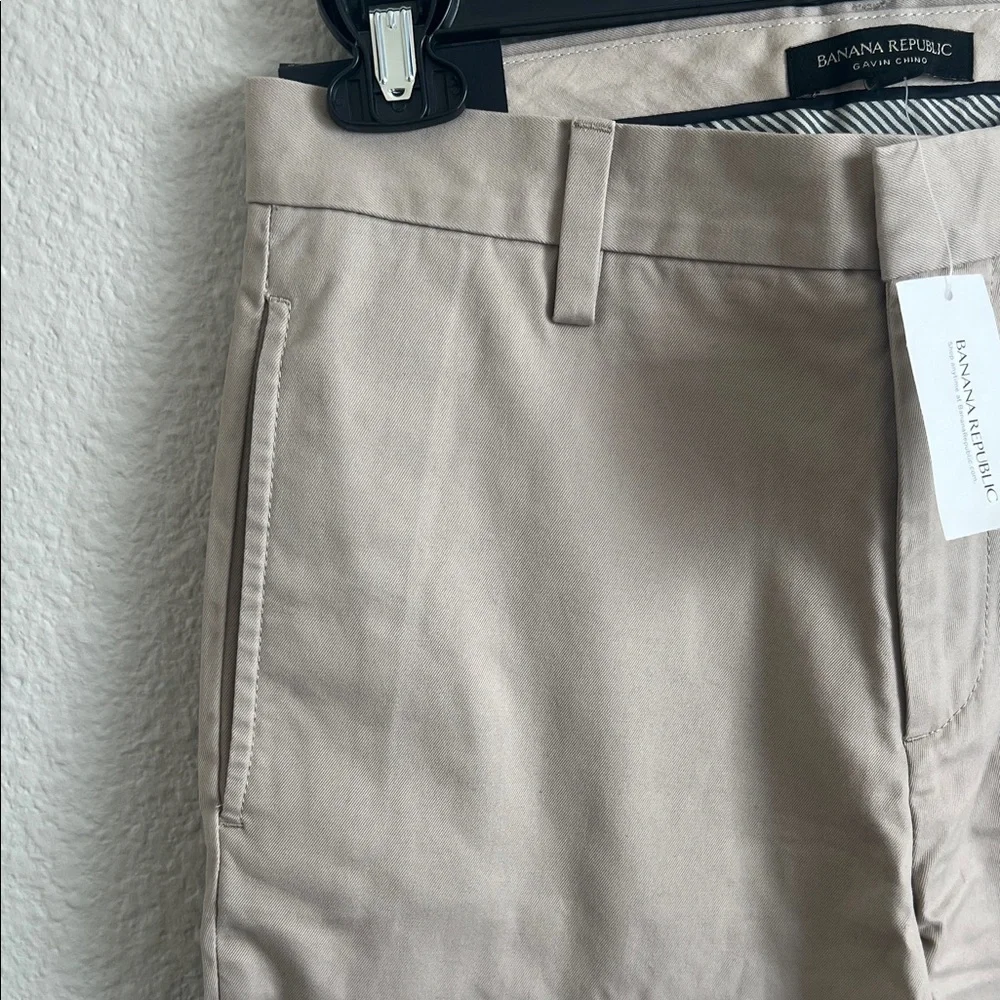 NWT Banana Republic Gavin Beige Chinos 27x30. Was $59